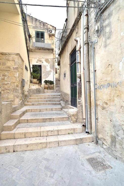Misar-36 Ξενοδοχείο Μόντικα Εξωτερικό φωτογραφία